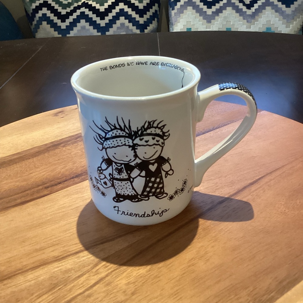 Enesco Marci Children of the Inner Light Friendship Mug Friends Hugging B& W EUC